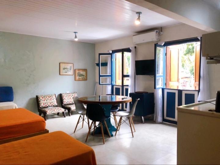 Suite Charme - Centro Historico Ilhabela Bagian luar foto